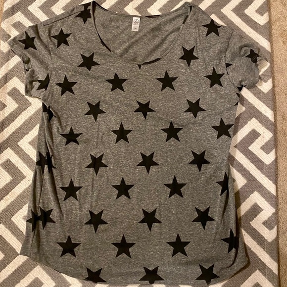 Star print gray T-Shirt - Picture 5 of 6